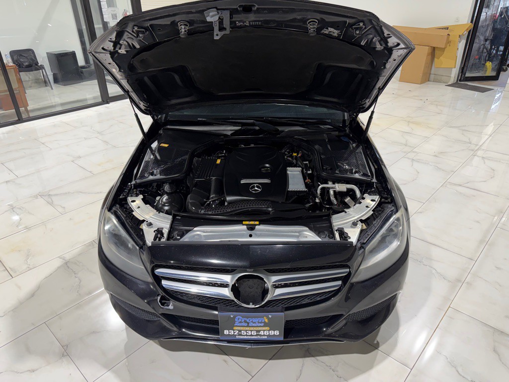 2016 Mercedes-Benz C-Class Image 4