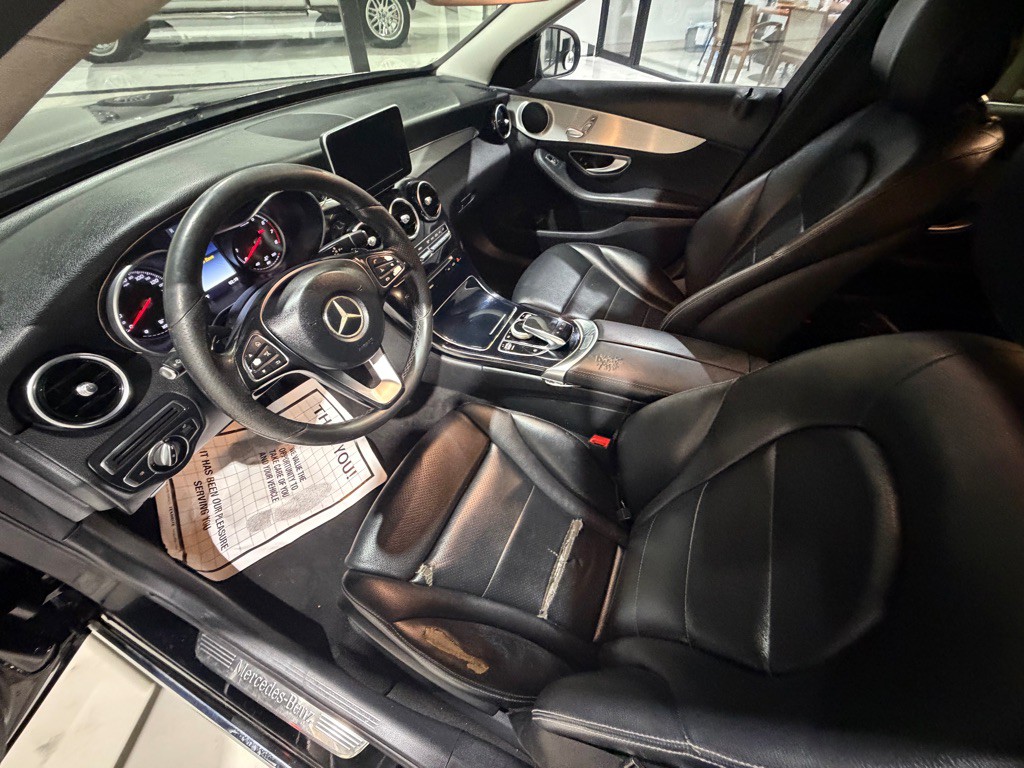 2016 Mercedes-Benz C-Class Image 18