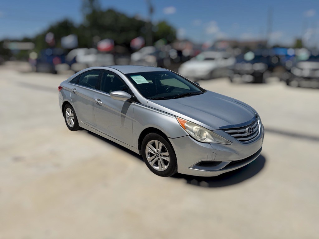 2012 Hyundai Sonata Image 3