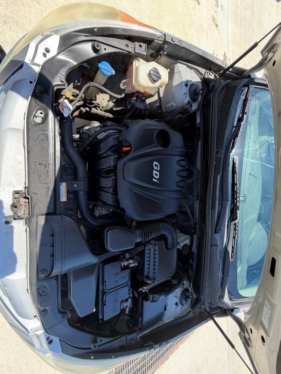 2012 Hyundai Sonata Image 4