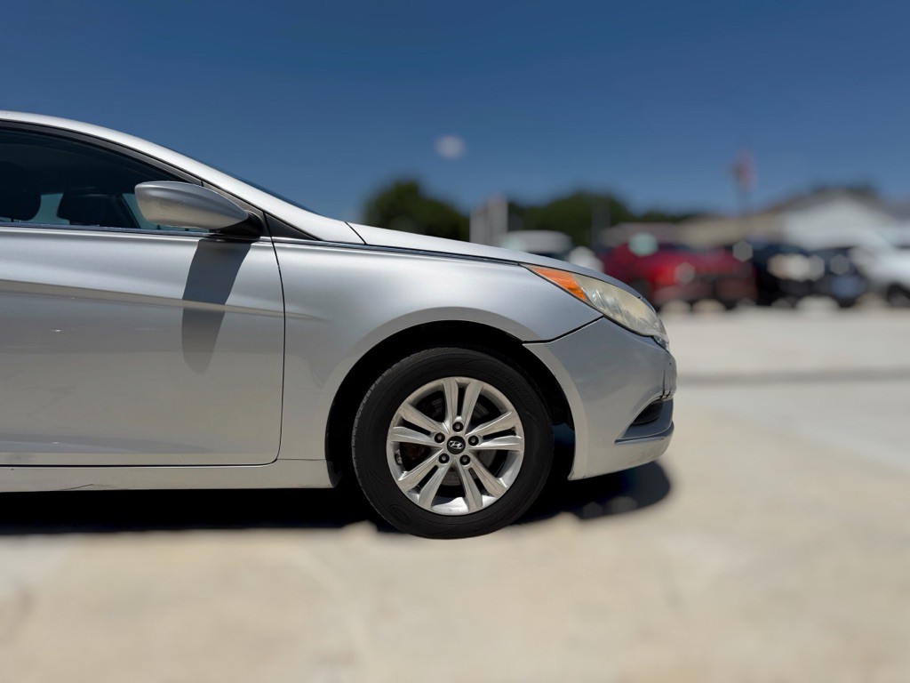 2012 Hyundai Sonata Image 6