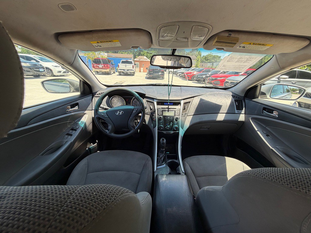 2012 Hyundai Sonata Image 23