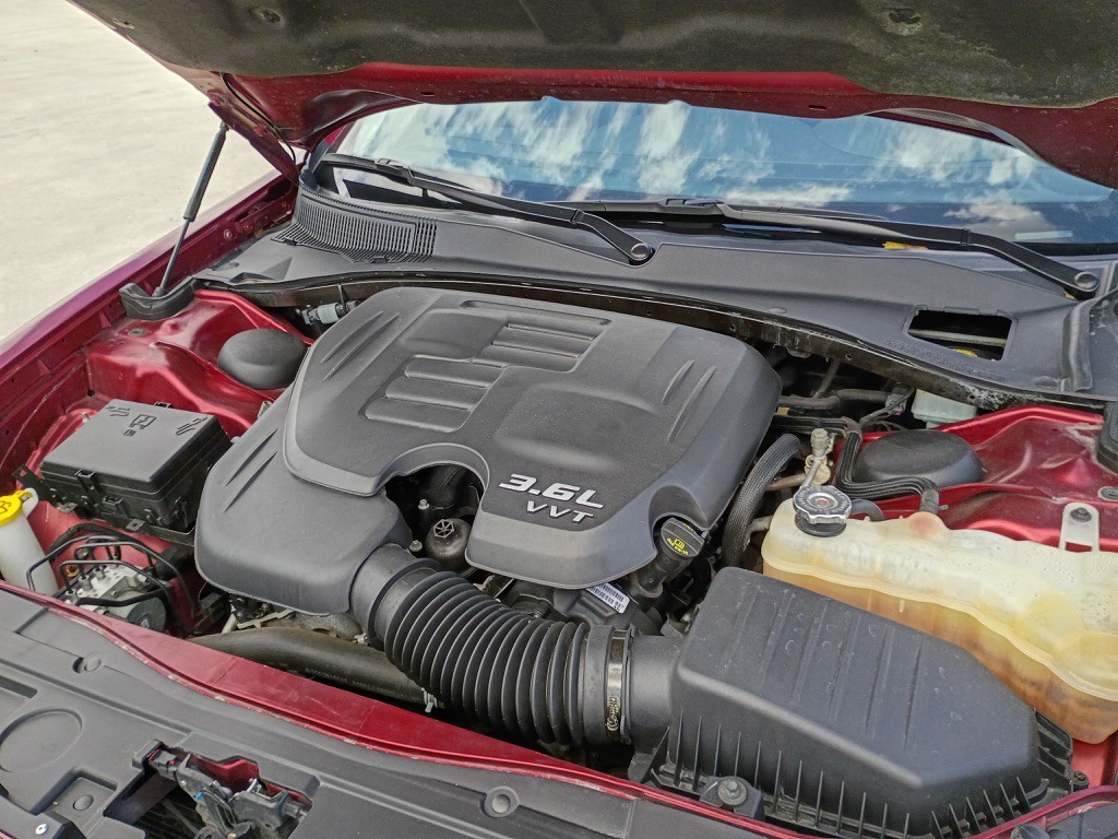 2022 Chrysler 300 Image 12