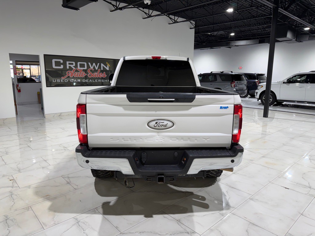 2017 Ford F-250 Image 10