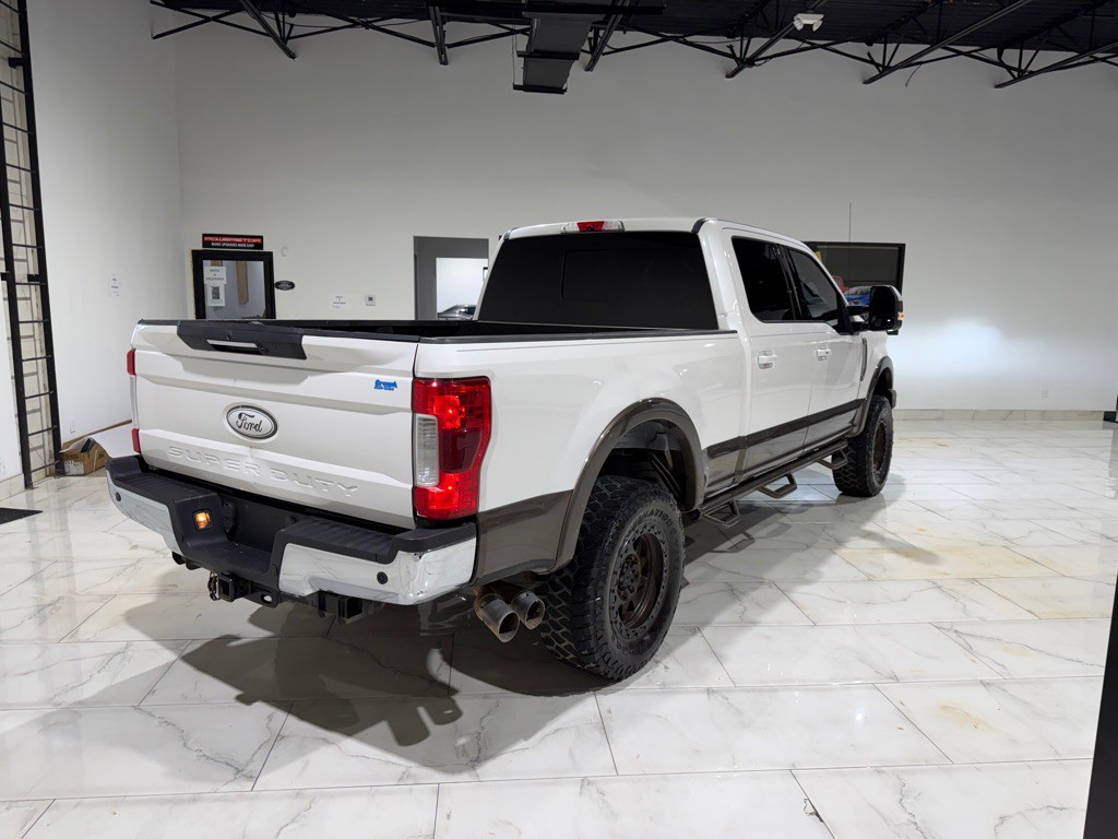 2017 Ford F-250 Image 11