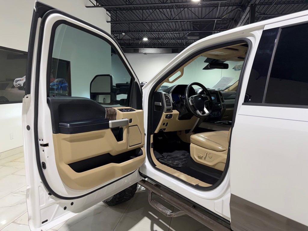 2017 Ford F-250 Image 18