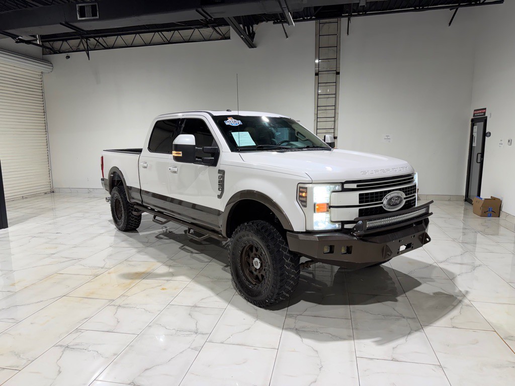 2017 Ford F-250 Image 3