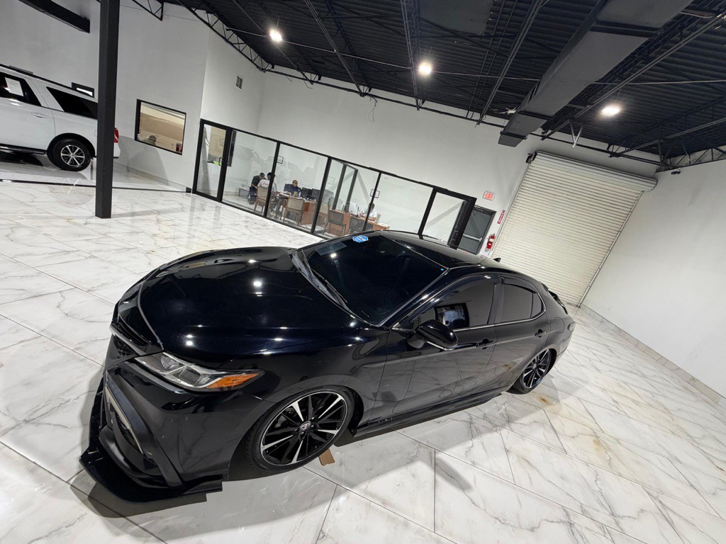 2020 Toyota Camry Image 6