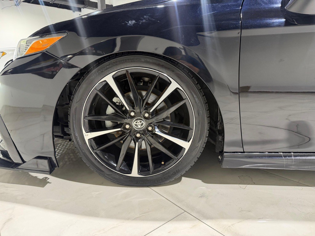 2020 Toyota Camry Image 7