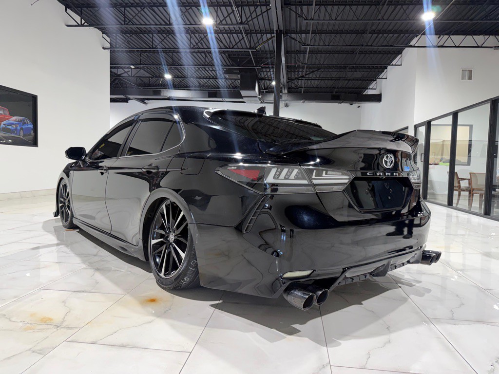 2020 Toyota Camry Image 12
