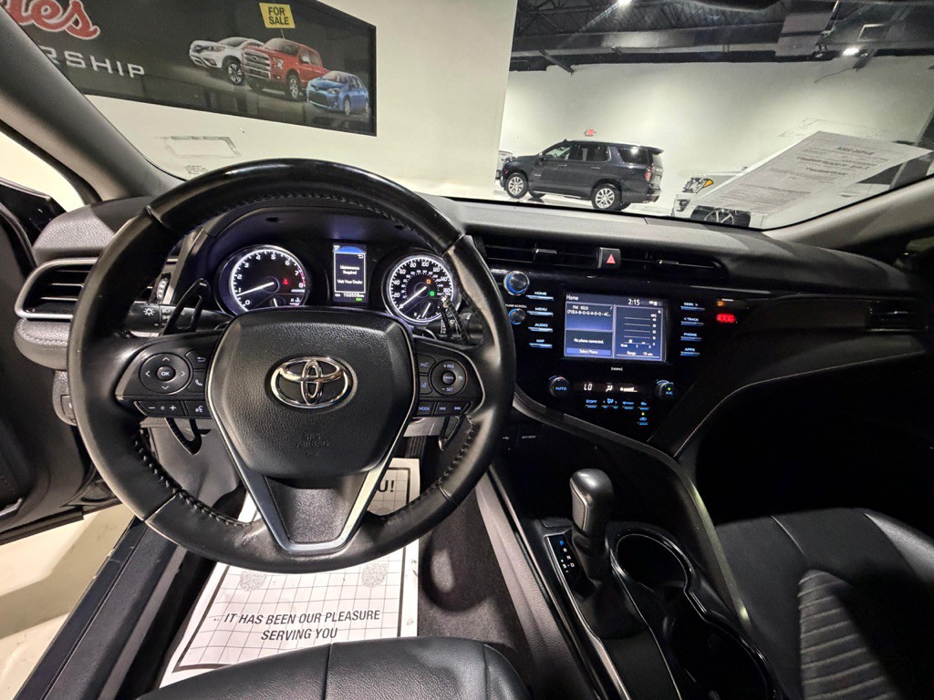 2020 Toyota Camry Image 25