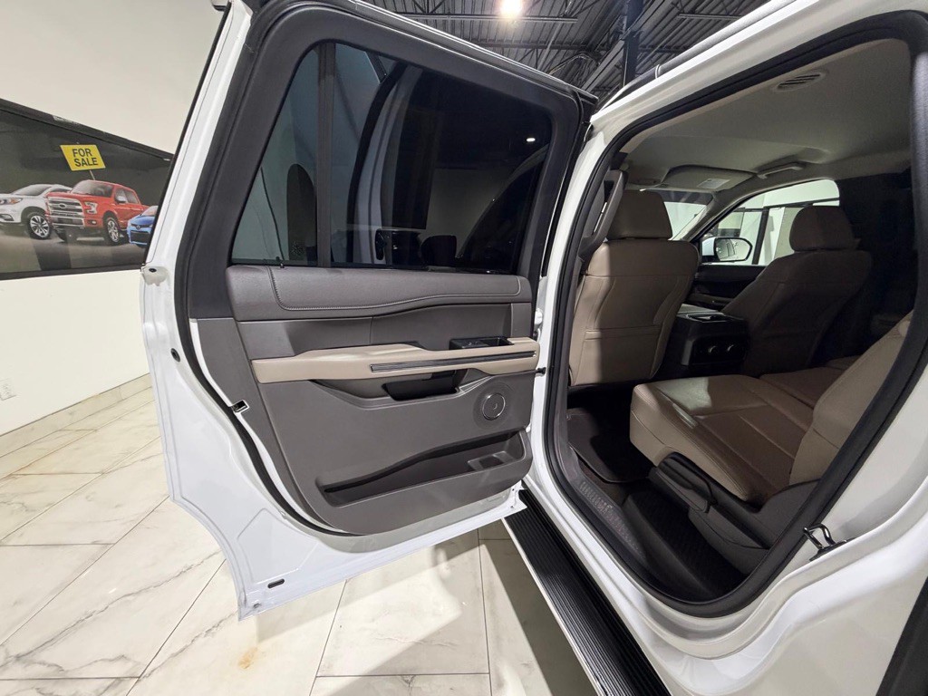 2021 Ford Expedition Image 15
