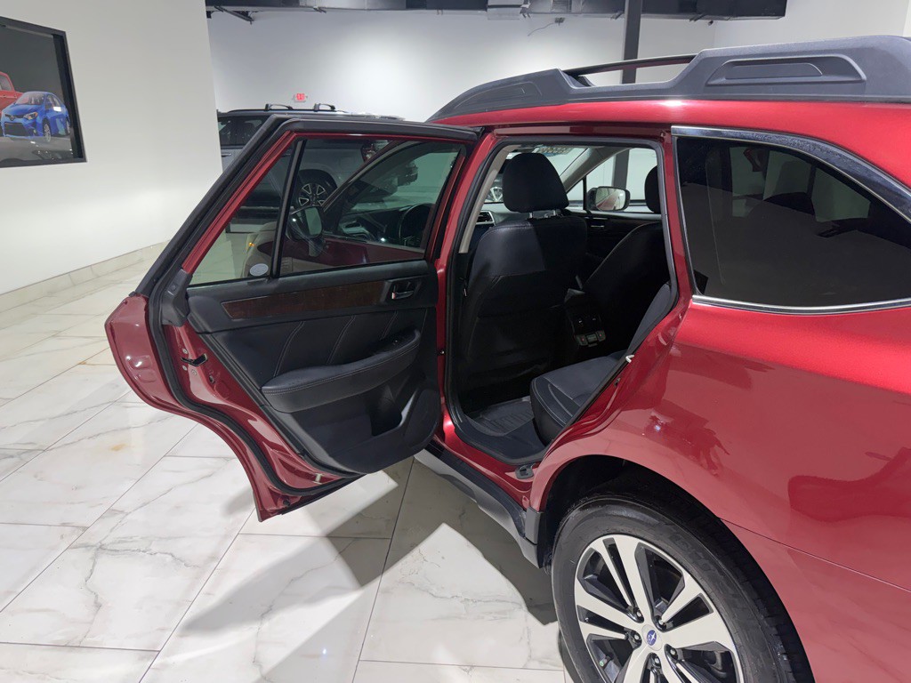 2018 Subaru Outback Image 13
