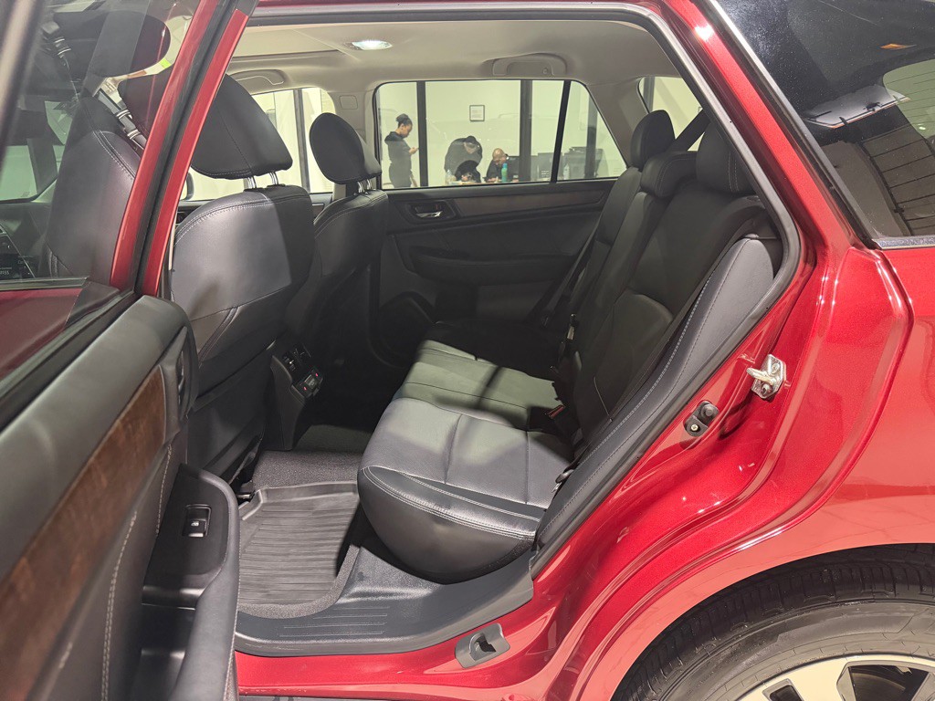2018 Subaru Outback Image 14