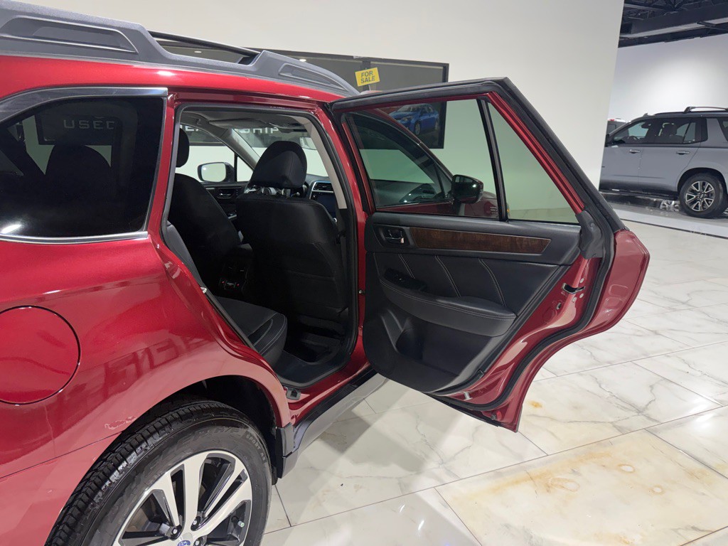 2018 Subaru Outback Image 15