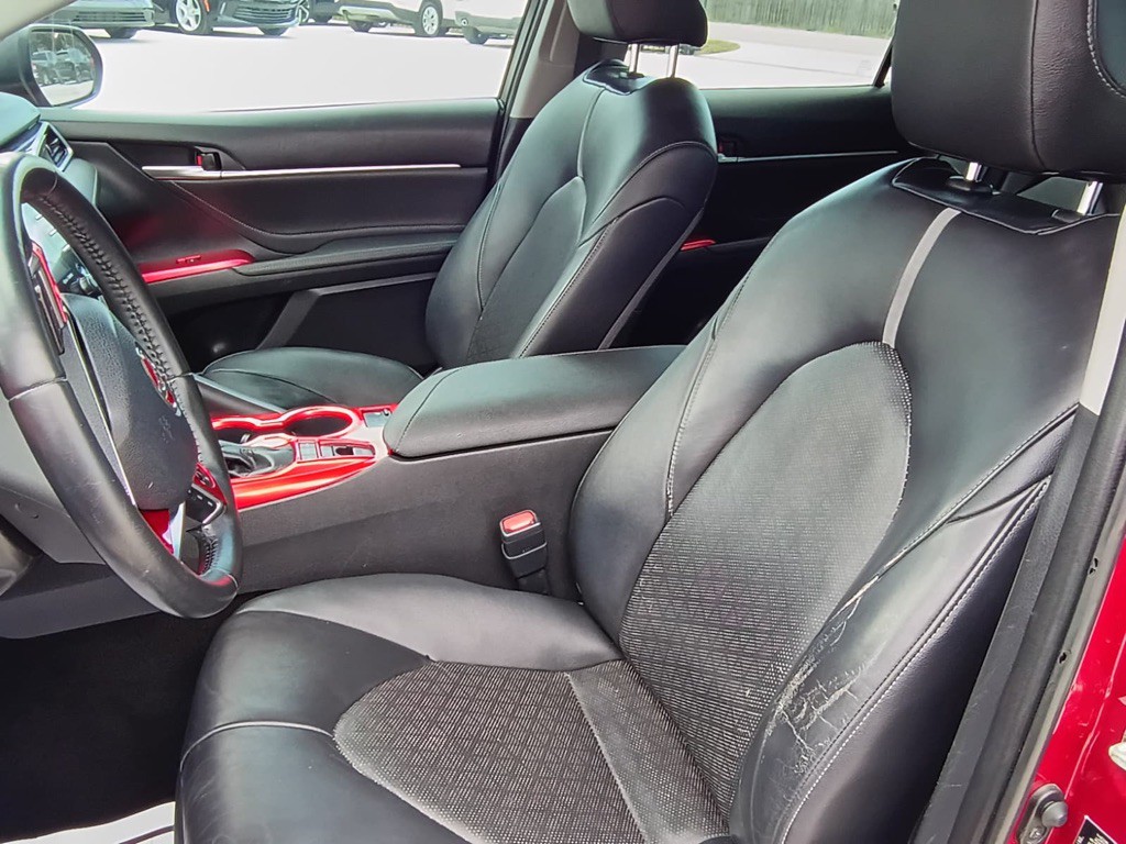 2018 Toyota Camry Image 9