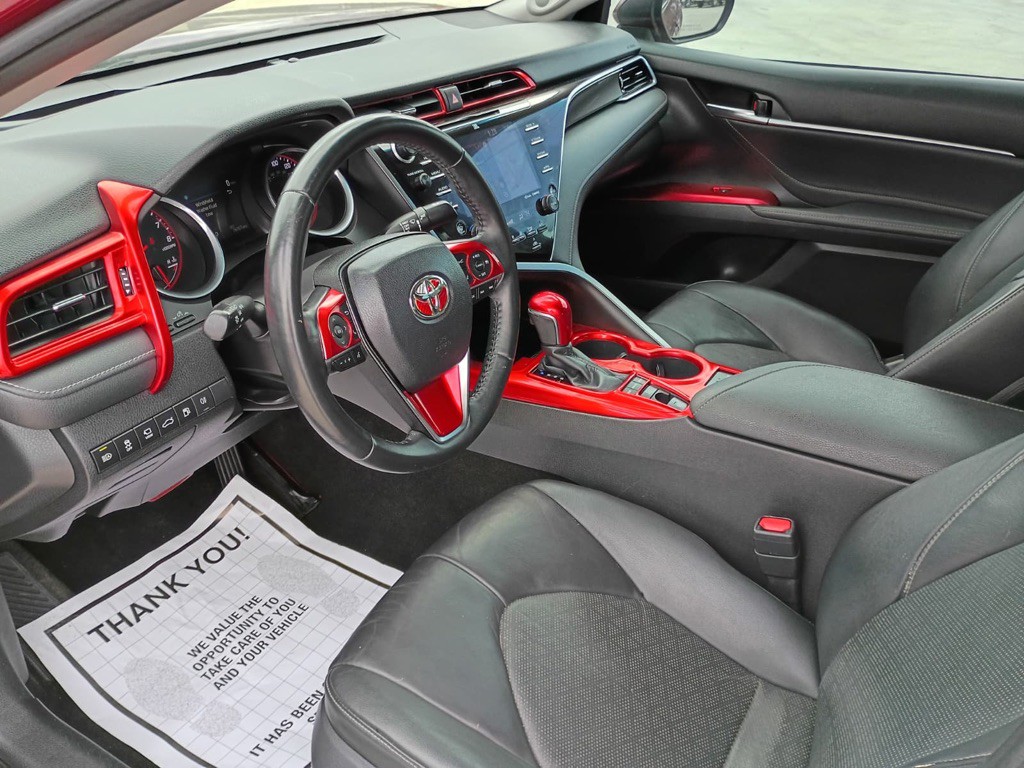 2018 Toyota Camry Image 17