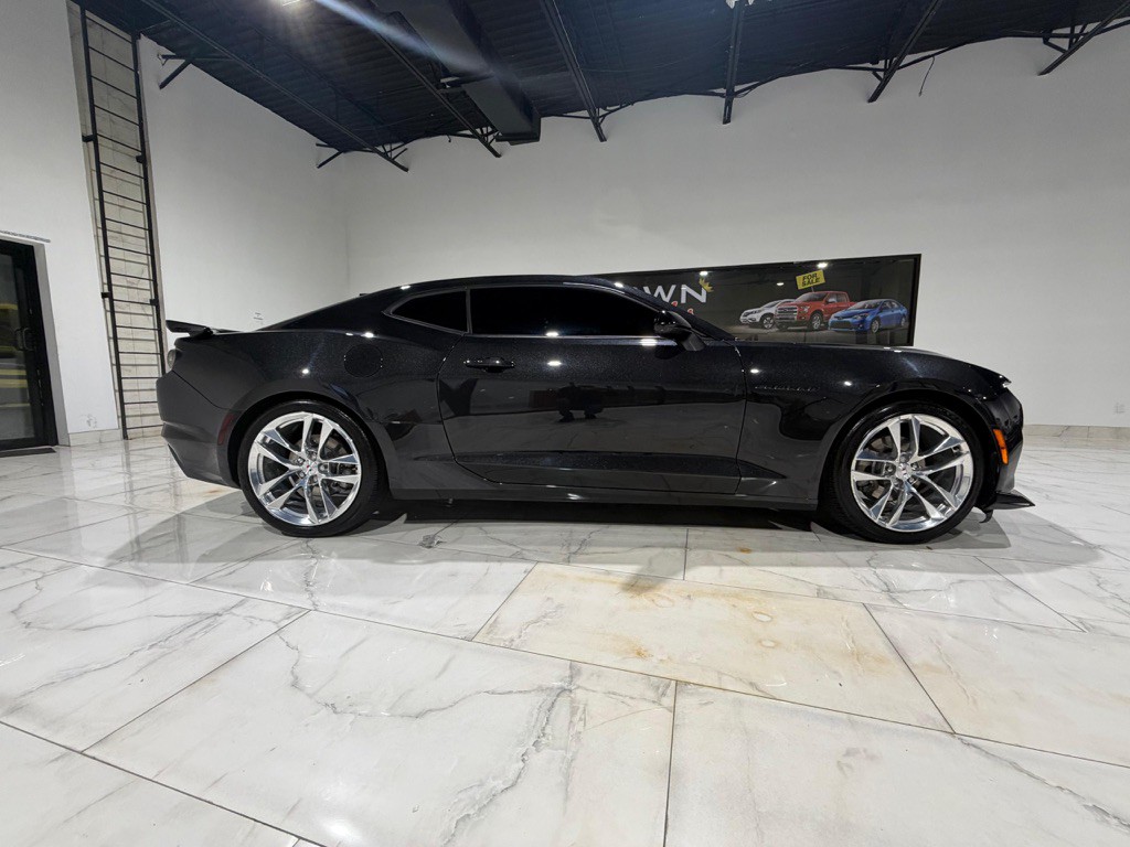 2024 Chevrolet Camaro Image 8
