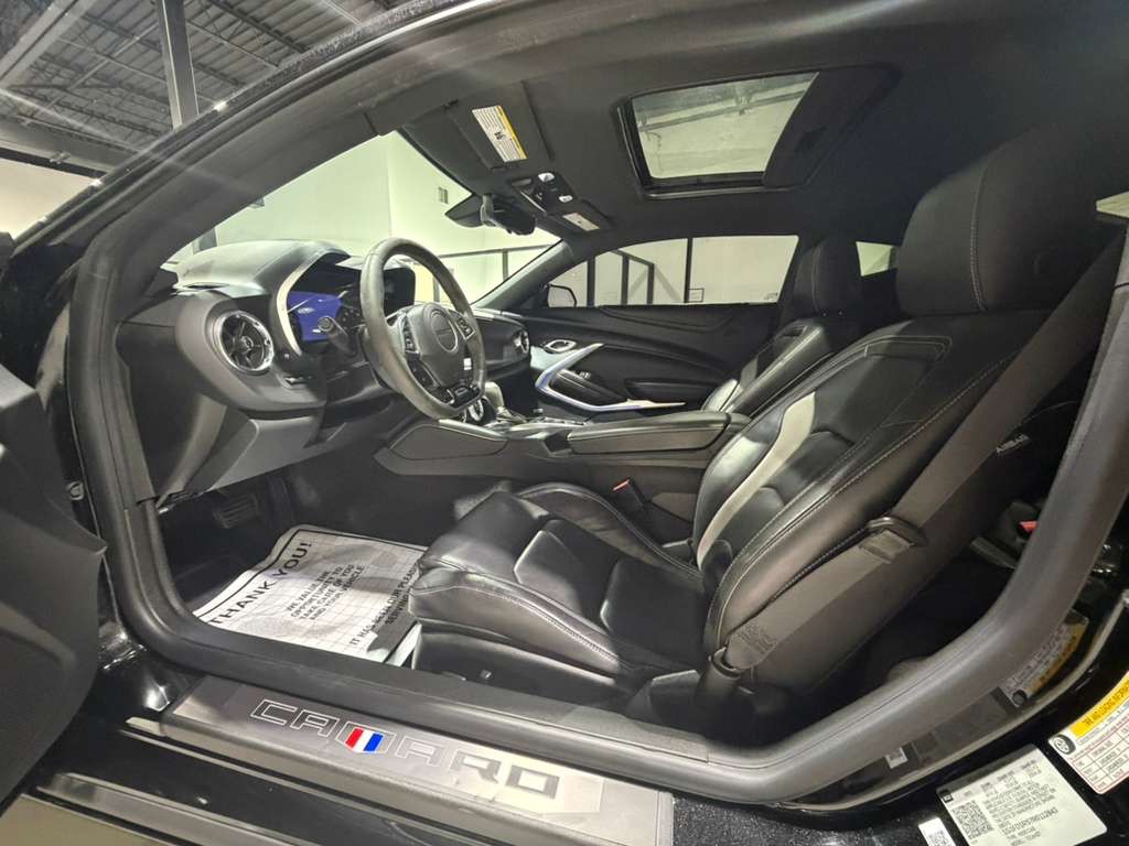 2024 Chevrolet Camaro Image 17