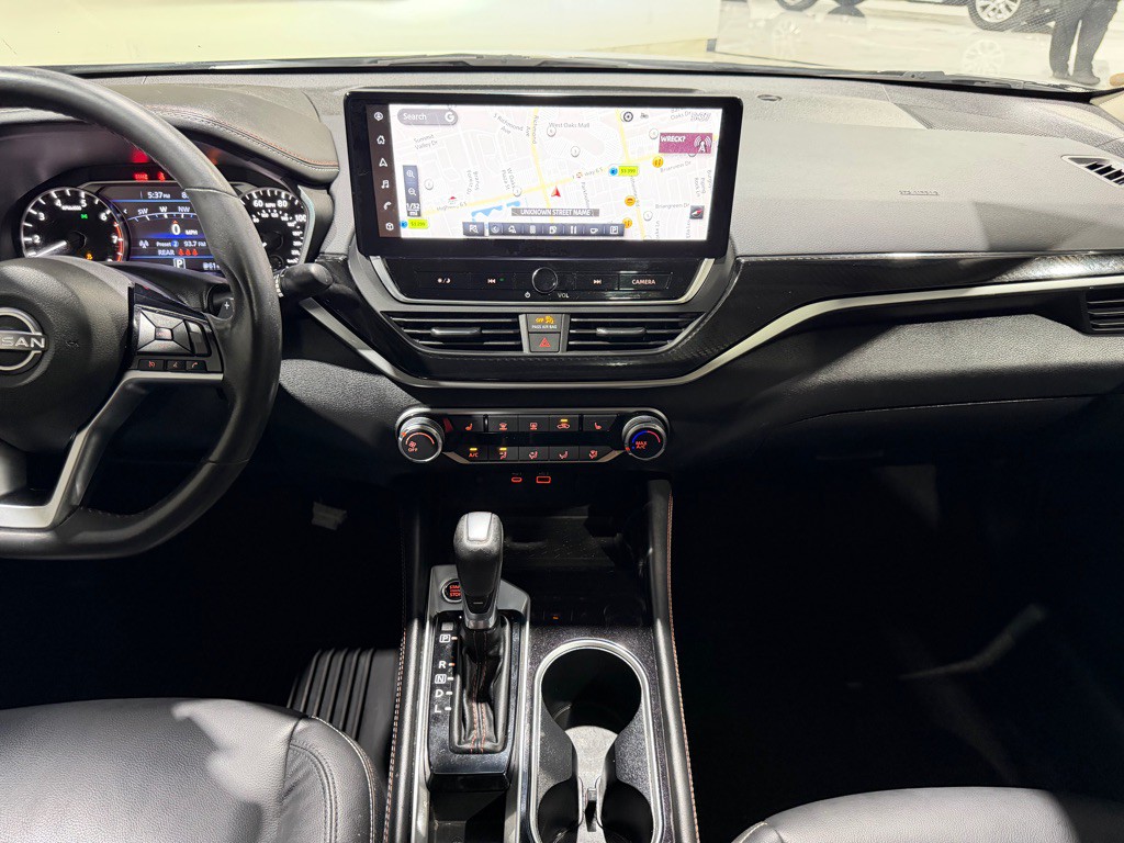 2023 Nissan Altima Image 25