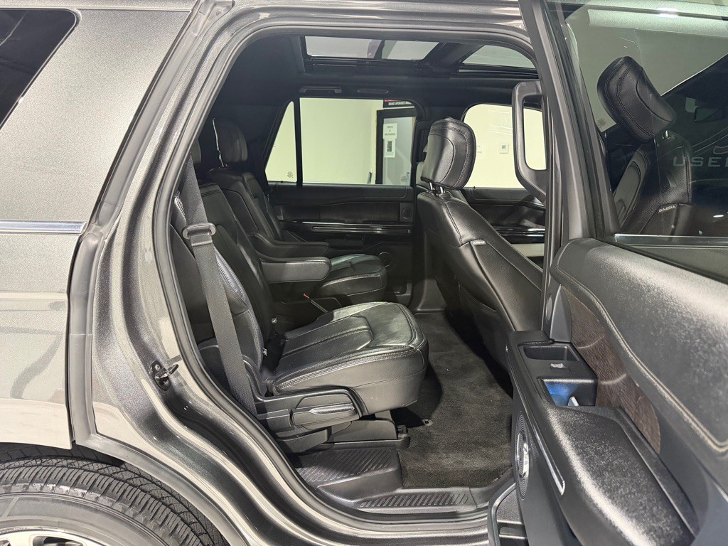 2018 Ford Expedition Image 16