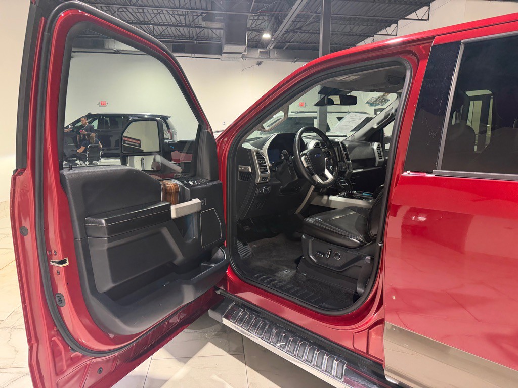 2015 Ford F-150 Image 19