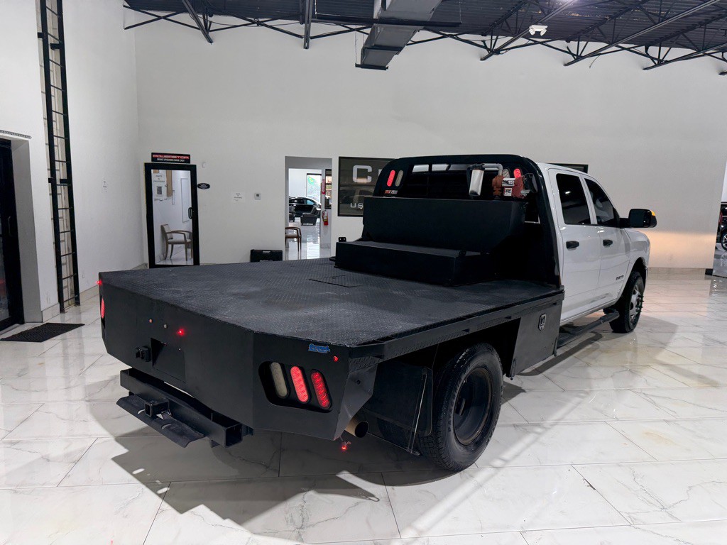 2019 RAM 3500 Image 12
