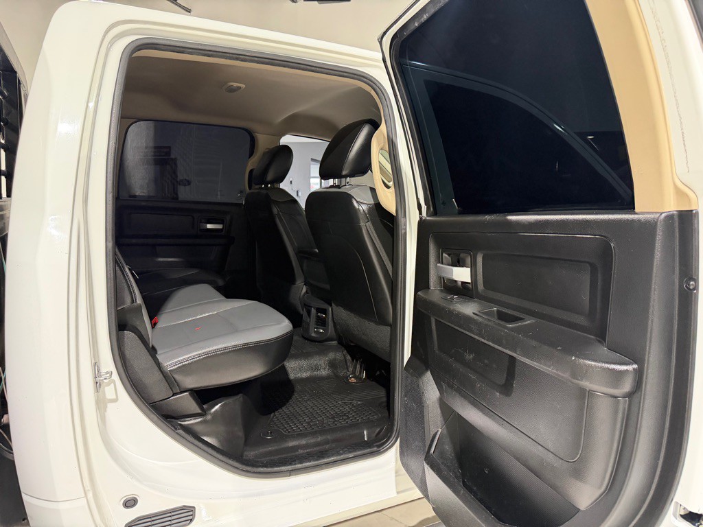 2019 RAM 3500 Image 15