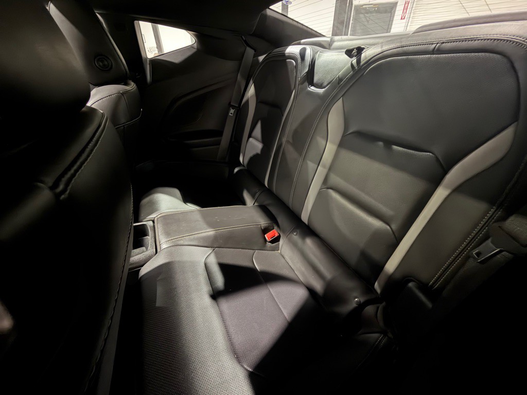 2020 Chevrolet Camaro Image 18