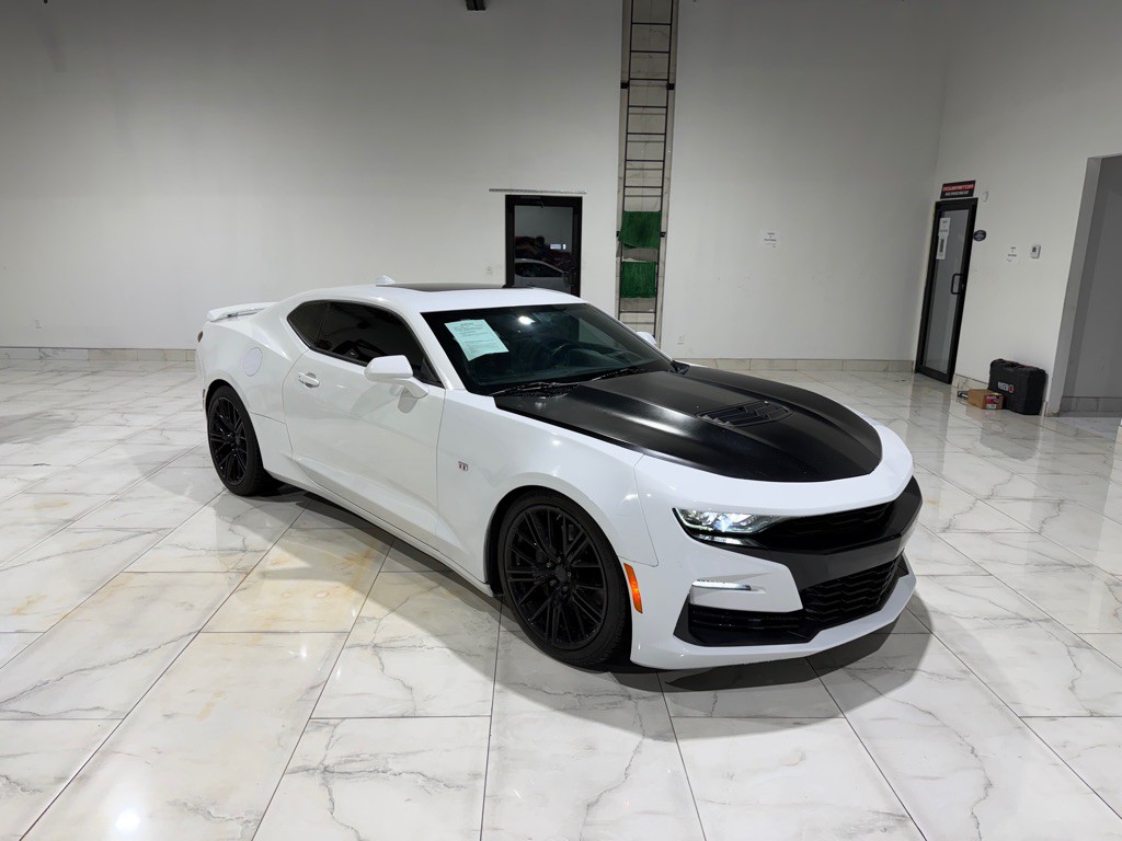2020 Chevrolet Camaro Image 3