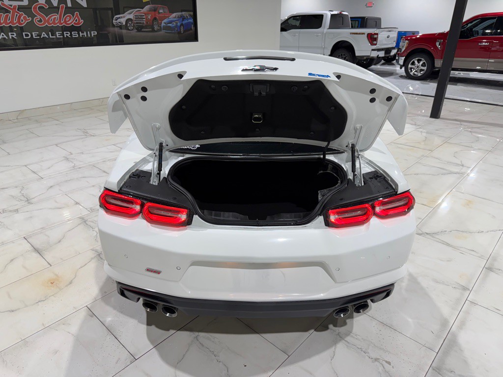 2020 Chevrolet Camaro Image 12