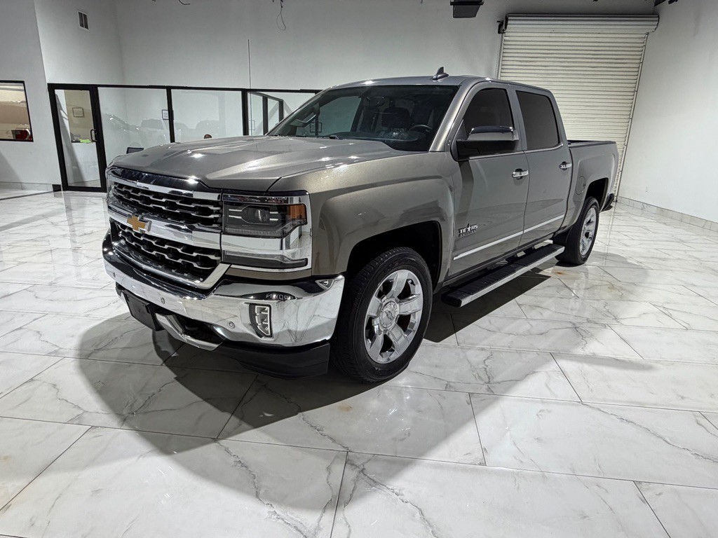 2017 Chevrolet Silverado 1500 Image 1