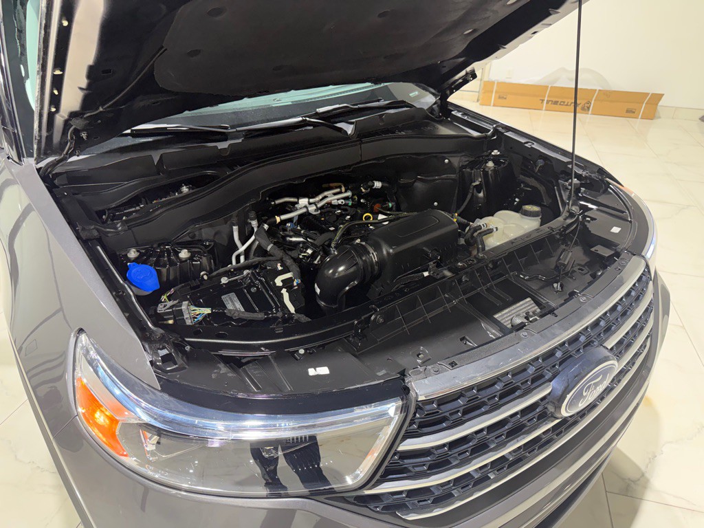 2021 Ford Explorer Image 5