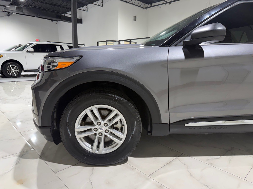 2021 Ford Explorer Image 6