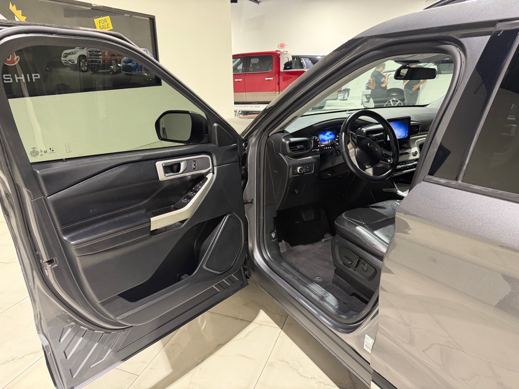 2021 Ford Explorer Image 19