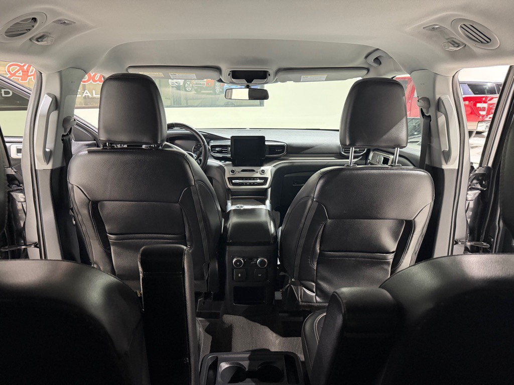 2021 Ford Explorer Image 22