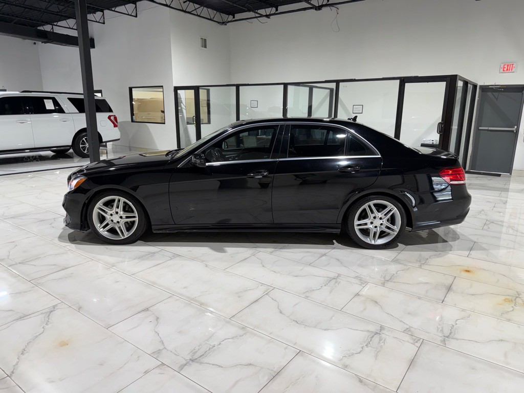 2014 Mercedes-Benz E-Class Image 9