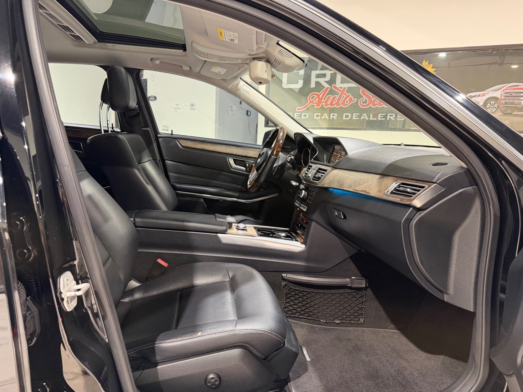 2014 Mercedes-Benz E-Class Image 19