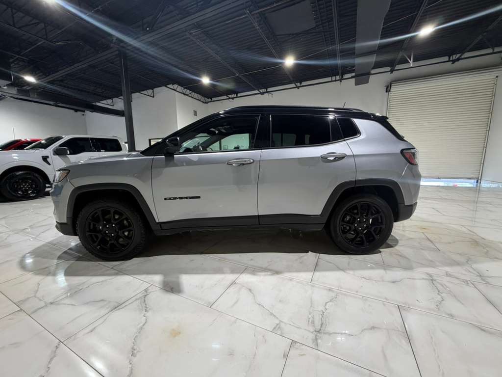2022 Jeep Compass Image 7