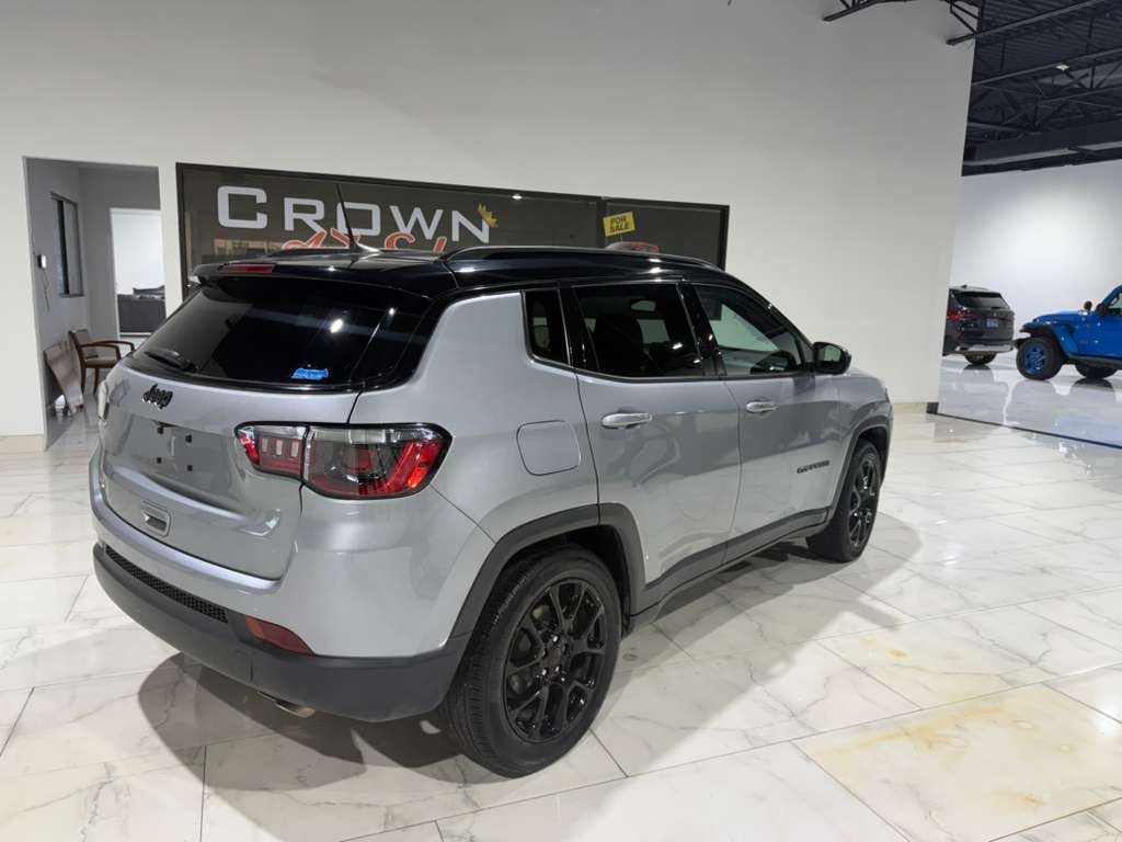 2022 Jeep Compass Image 9