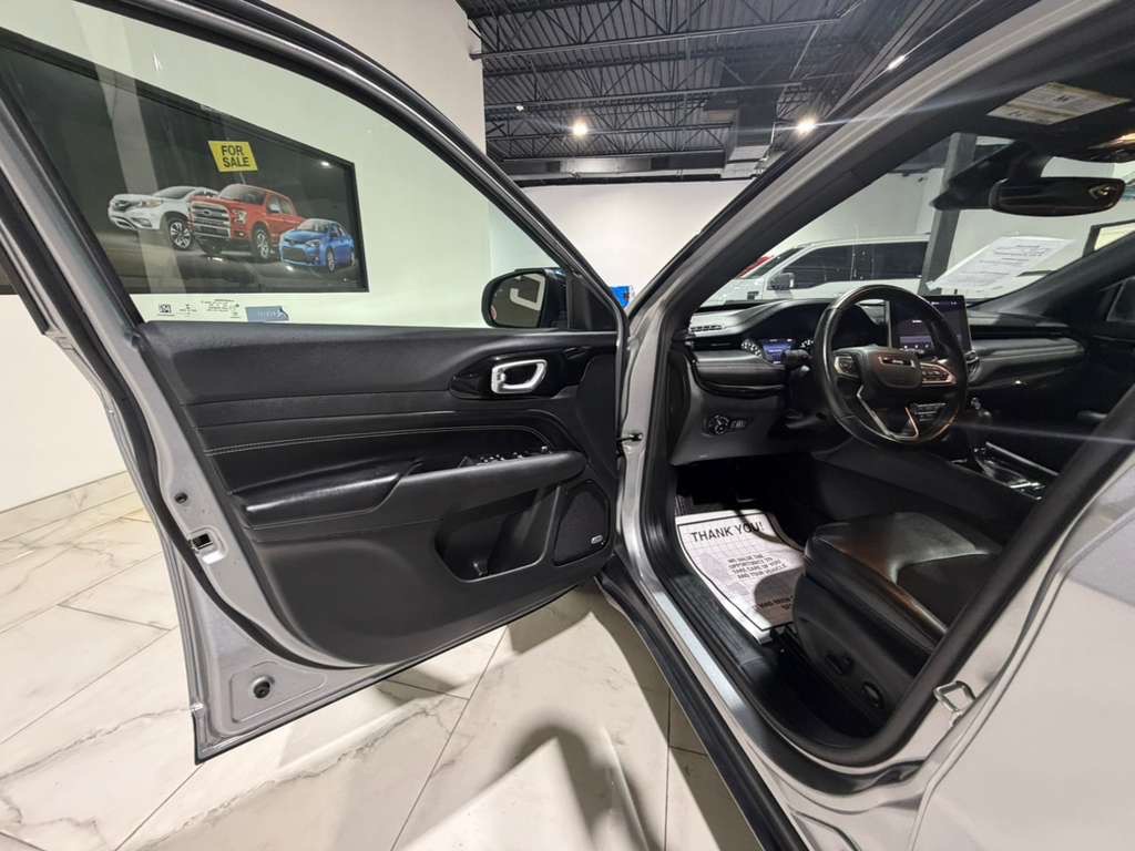 2022 Jeep Compass Image 19