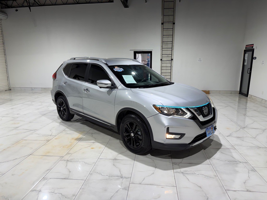 2019 Nissan Rogue Image 3
