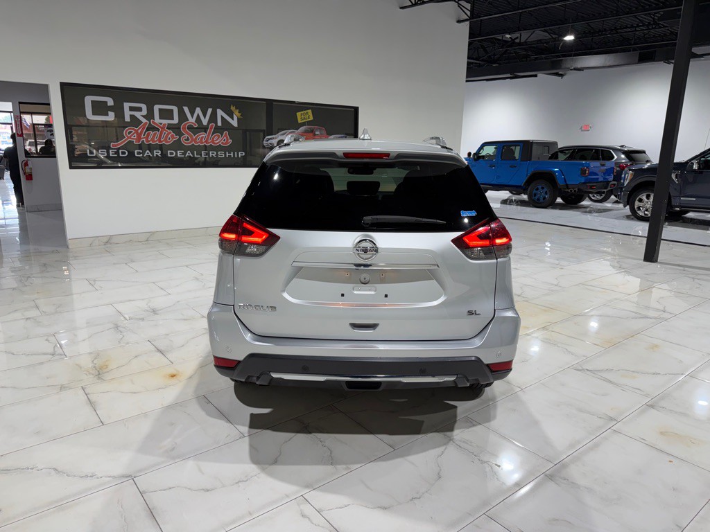 2019 Nissan Rogue Image 11