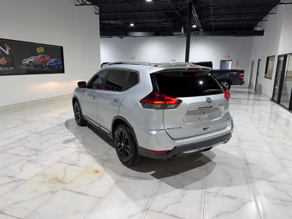 2019 Nissan Rogue Image 12