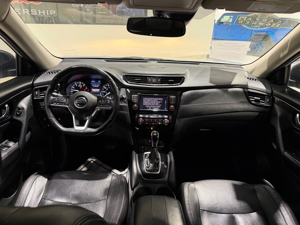 2019 Nissan Rogue Image 24