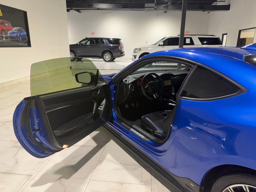 2015 Subaru BRZ Image 16