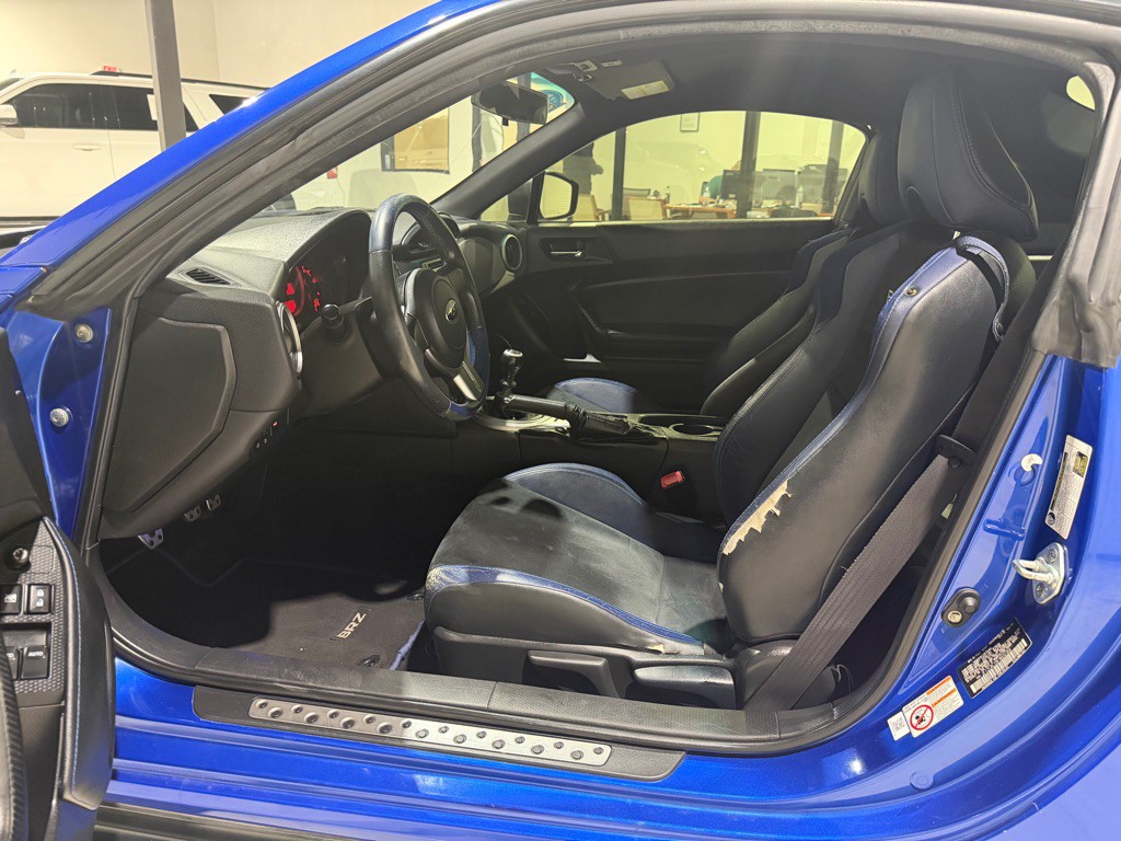 2015 Subaru BRZ Image 17