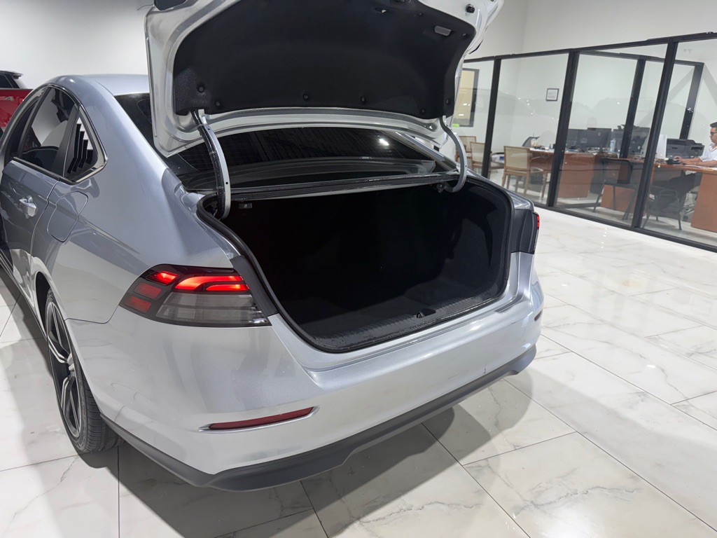 2024 Honda Accord Image 12