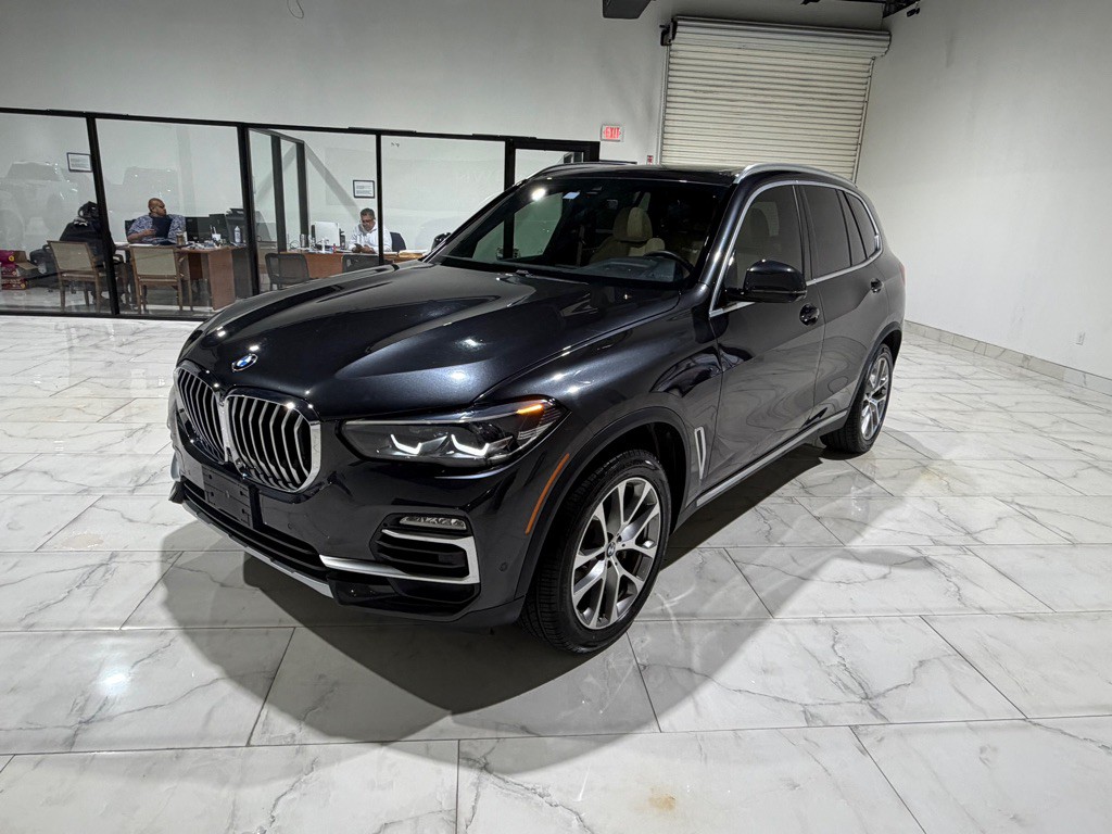 2020 BMW X5 Image 1