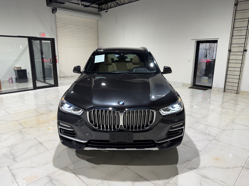 2020 BMW X5 Image 2